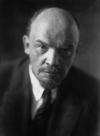 Ленин — Павел Жуков